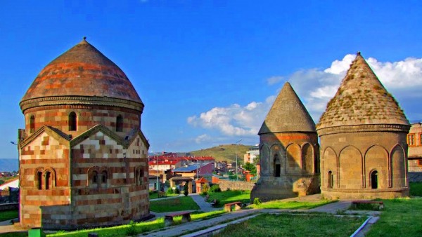 Doğu Anadolu / Uçaklı+Tren